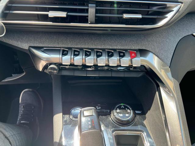 PEUGEOT 5008 BlueHDi 130 S&S EAT8 Allure