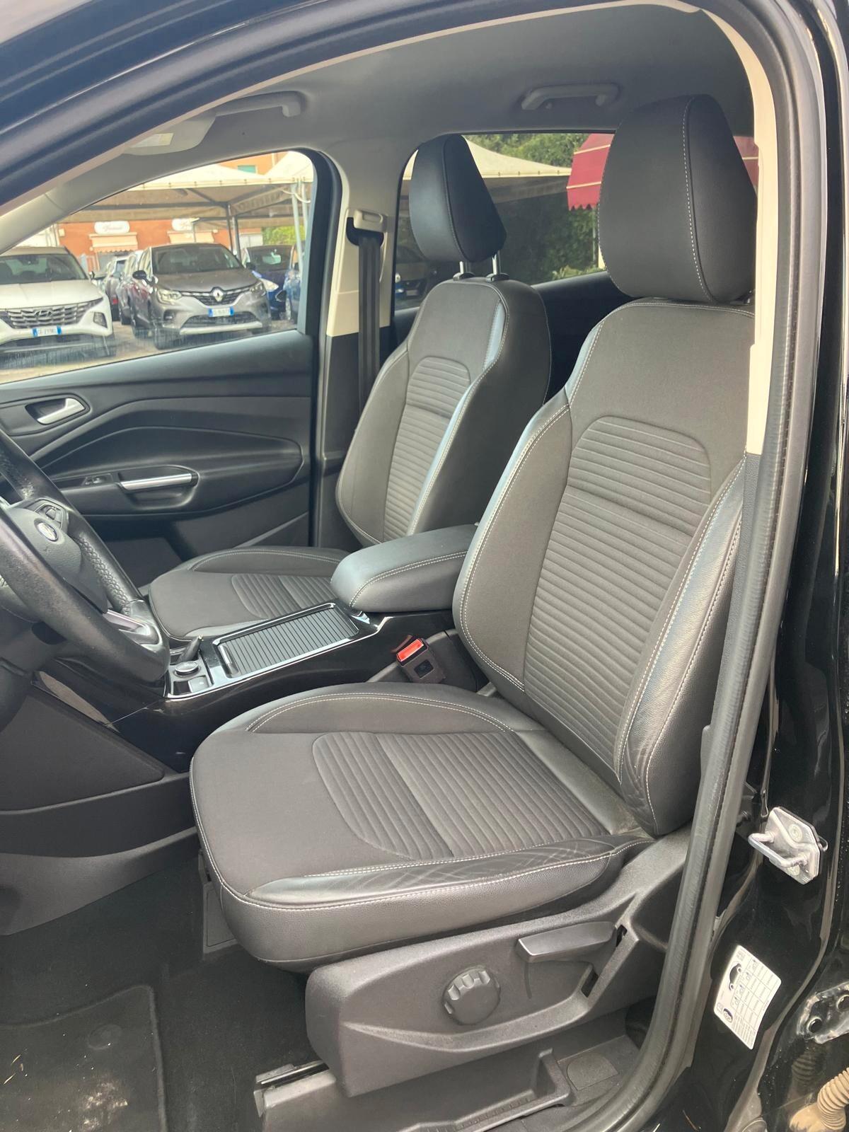 FORD KUGA 1.5 TDCì 120cv Powershift Edition