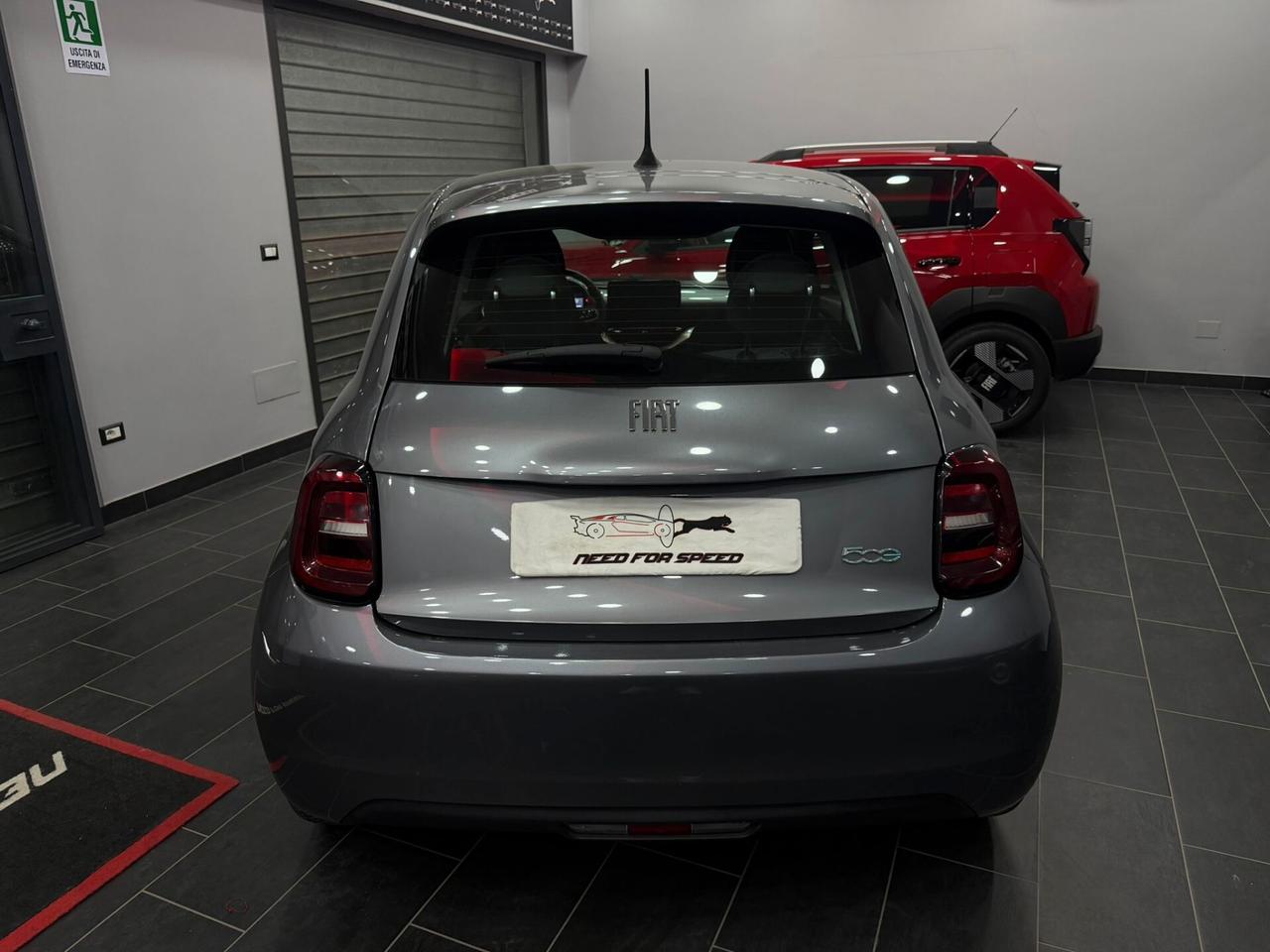 Fiat 500 500e Berlina 42 kWh Passion