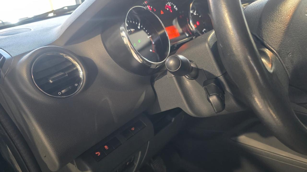 Peugeot 3008 BlueHDi 120 EAT6 S&S Allure