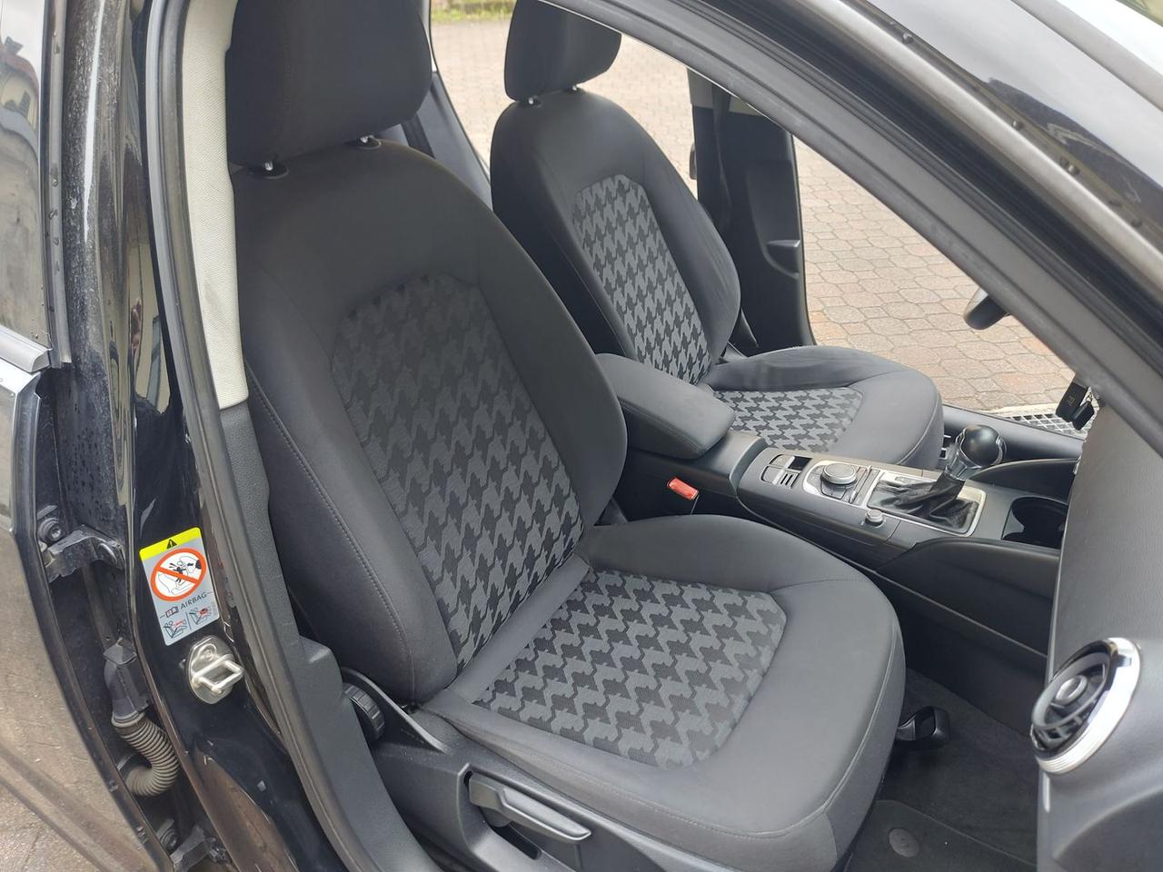 Audi A3 spback Ambiente 1.6 TDI dsg