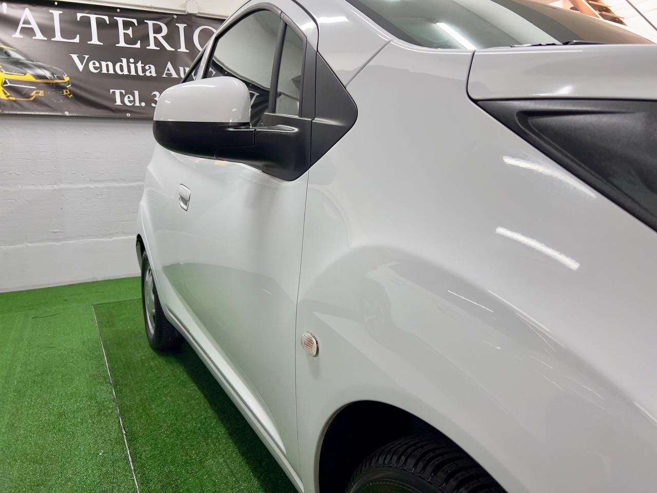 Chevrolet Spark 1.0 GPL Eco Logic Pink Lady Special Edition