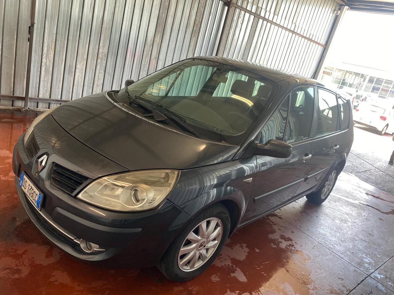 Renault Scenic Scénic 1.9 dCi/130CV Serie Speciale