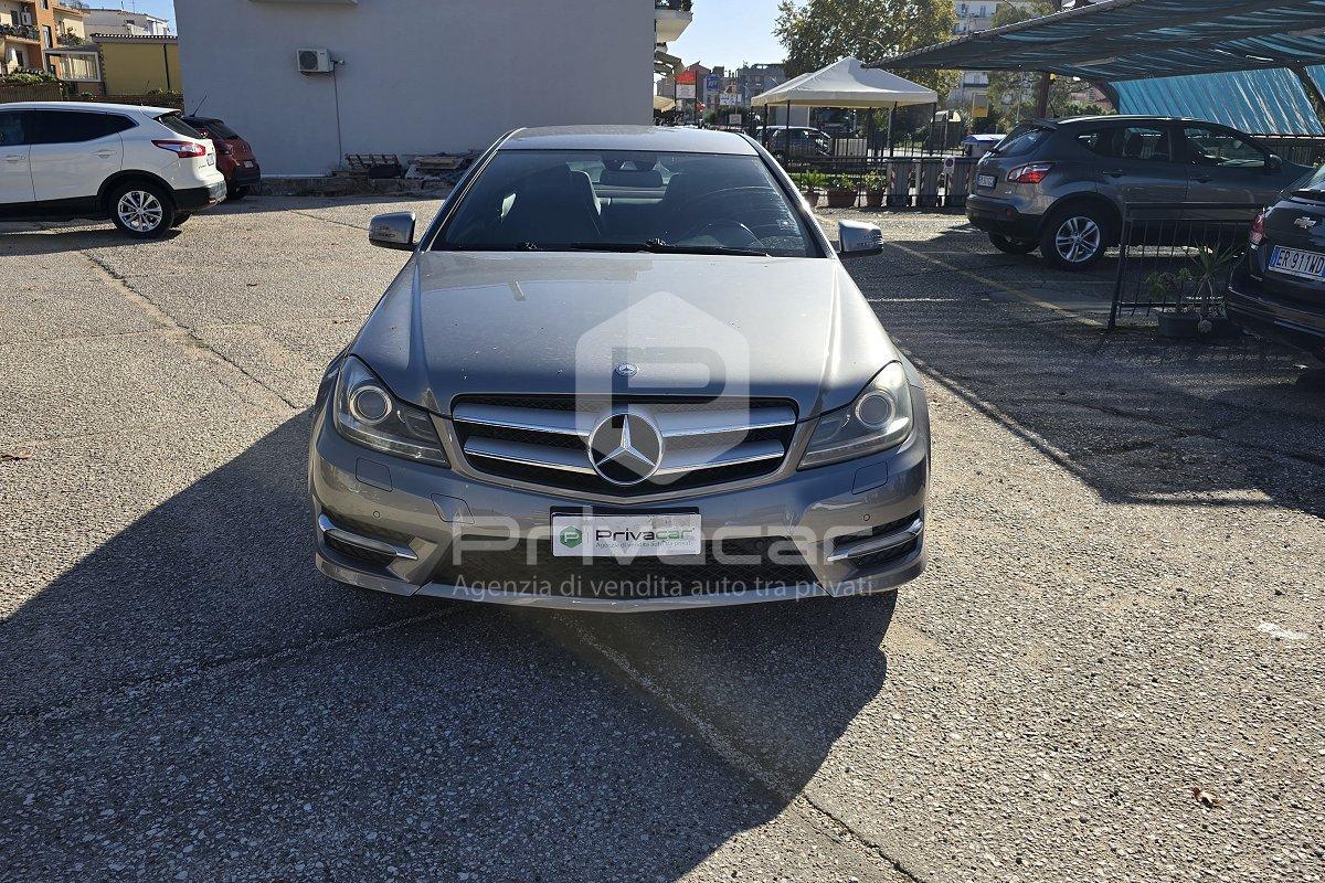 MERCEDES C 220 CDI BlueEFFICIENCY Coupé Avantgarde