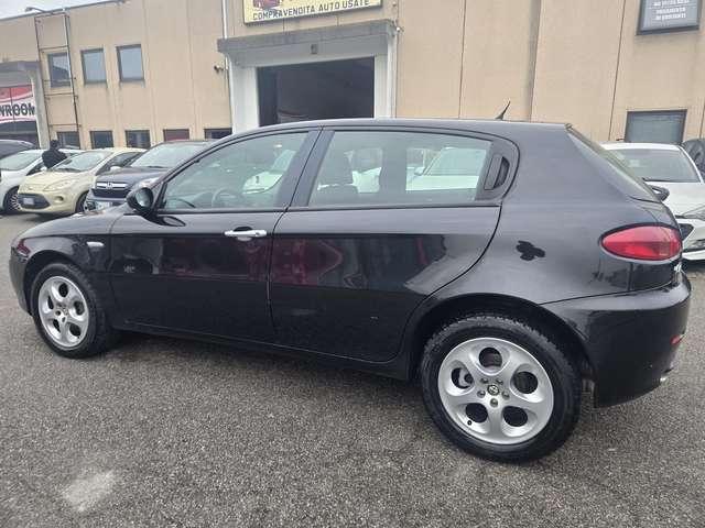 Alfa Romeo 147 147 5p 1.6 ts 16v 73000 KM