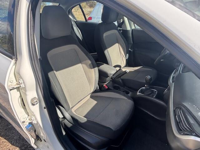 Fiat Tipo 1.3 MJET LOUNGE 2016