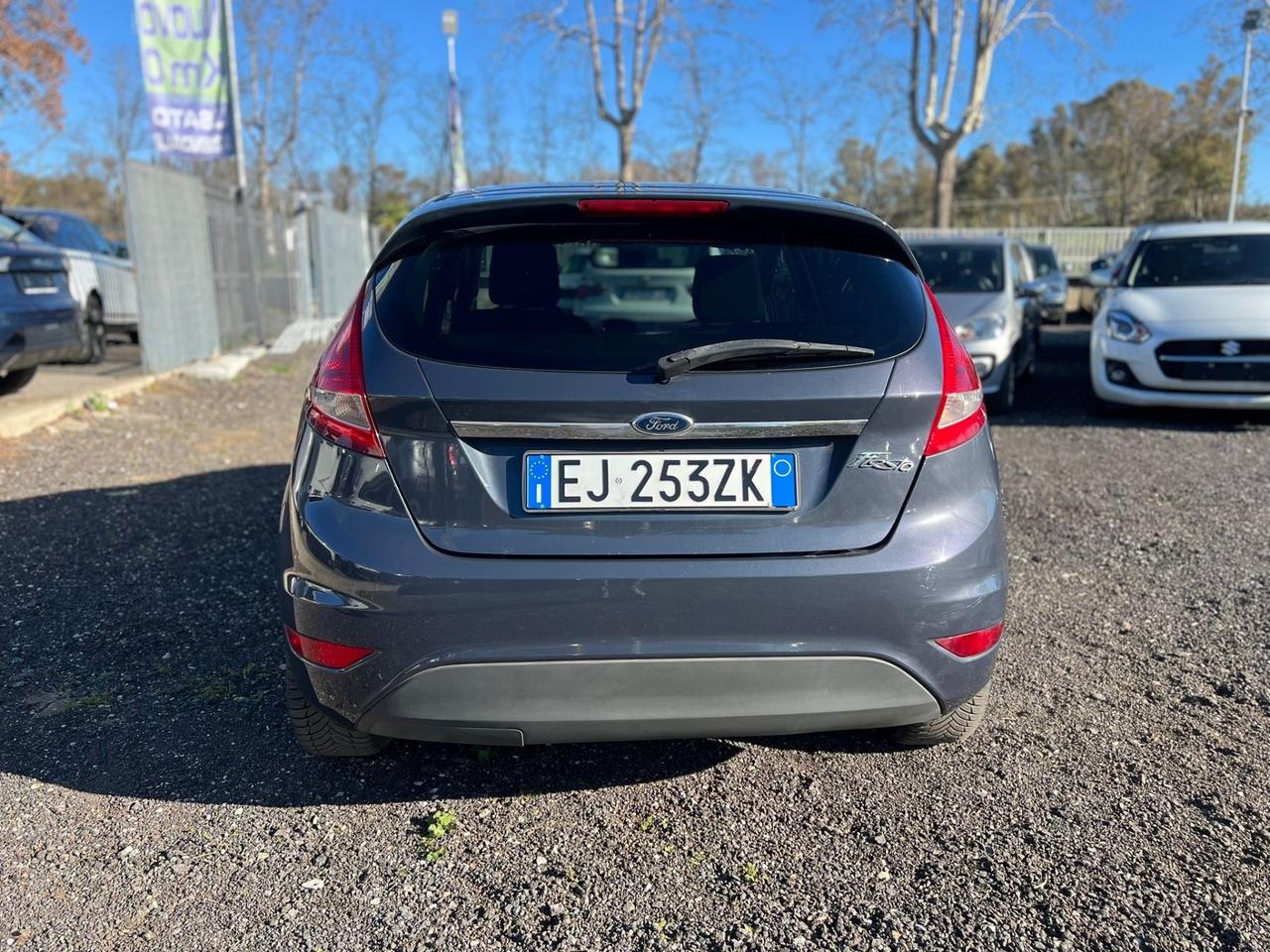 Ford Fiesta 1.4 TDCi 70CV 5 porte Titanium