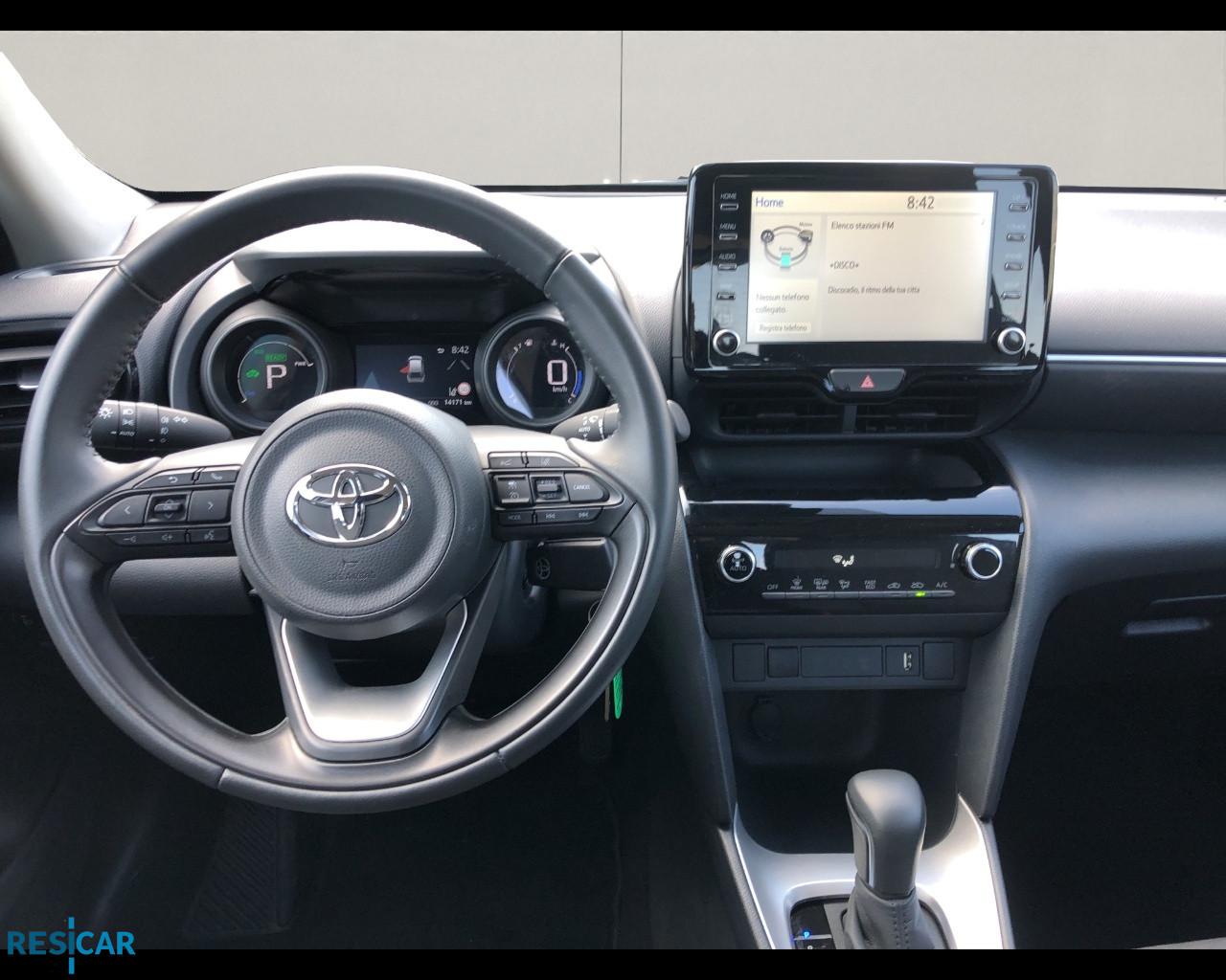 TOYOTA Yaris Cross 1.5h Active fwd 116cv e-cvt