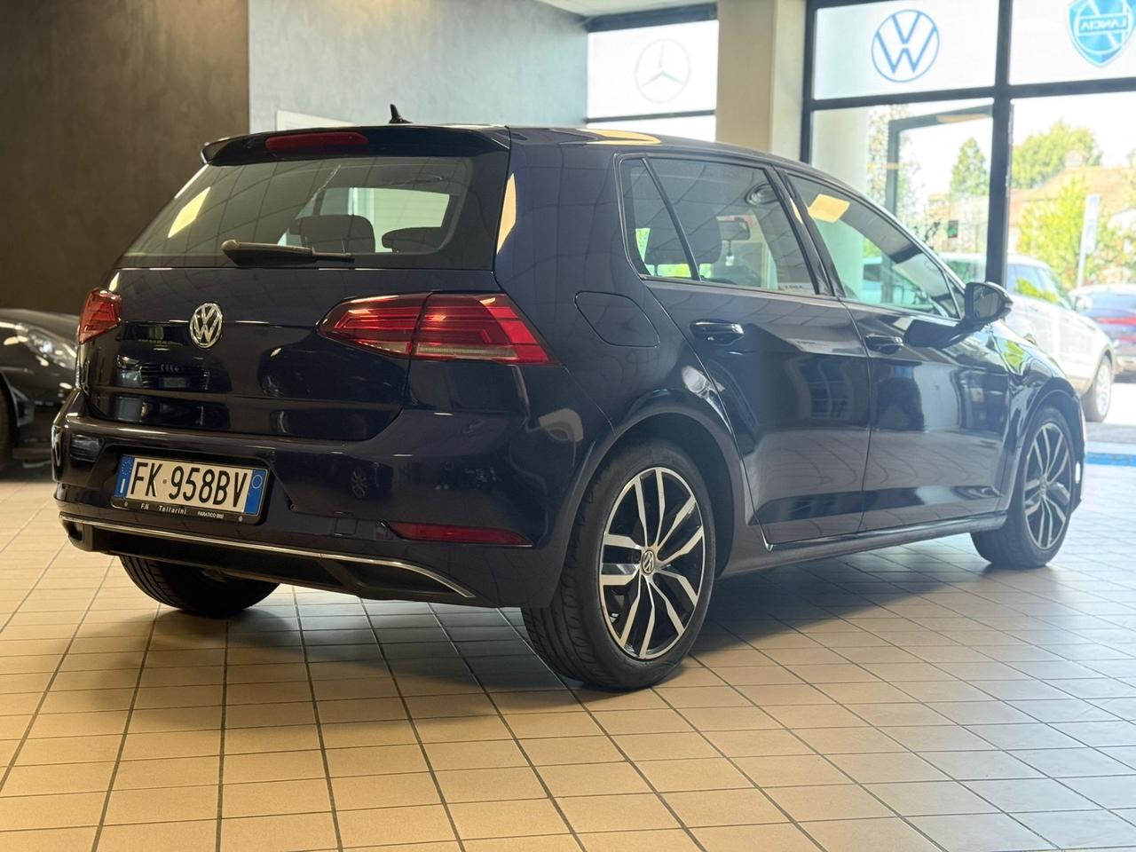 Volkswagen Golf 1.6 TDI 110 CV 5p. Business BlueMotion Technology
