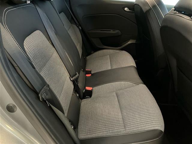 RENAULT Clio 1.0 TCe Techno