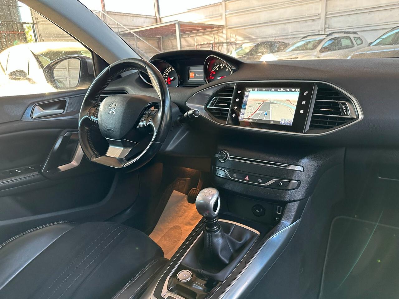 Peugeot 308 BlueHDi 150 S&S SW Allure