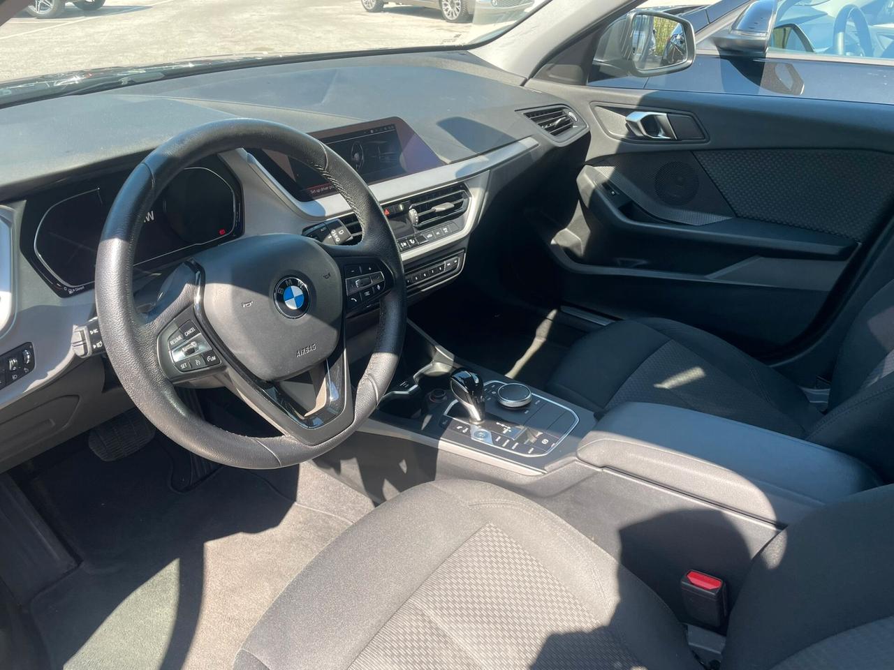 BMW 116d SPORT AUT 116cv SUPER PROMO