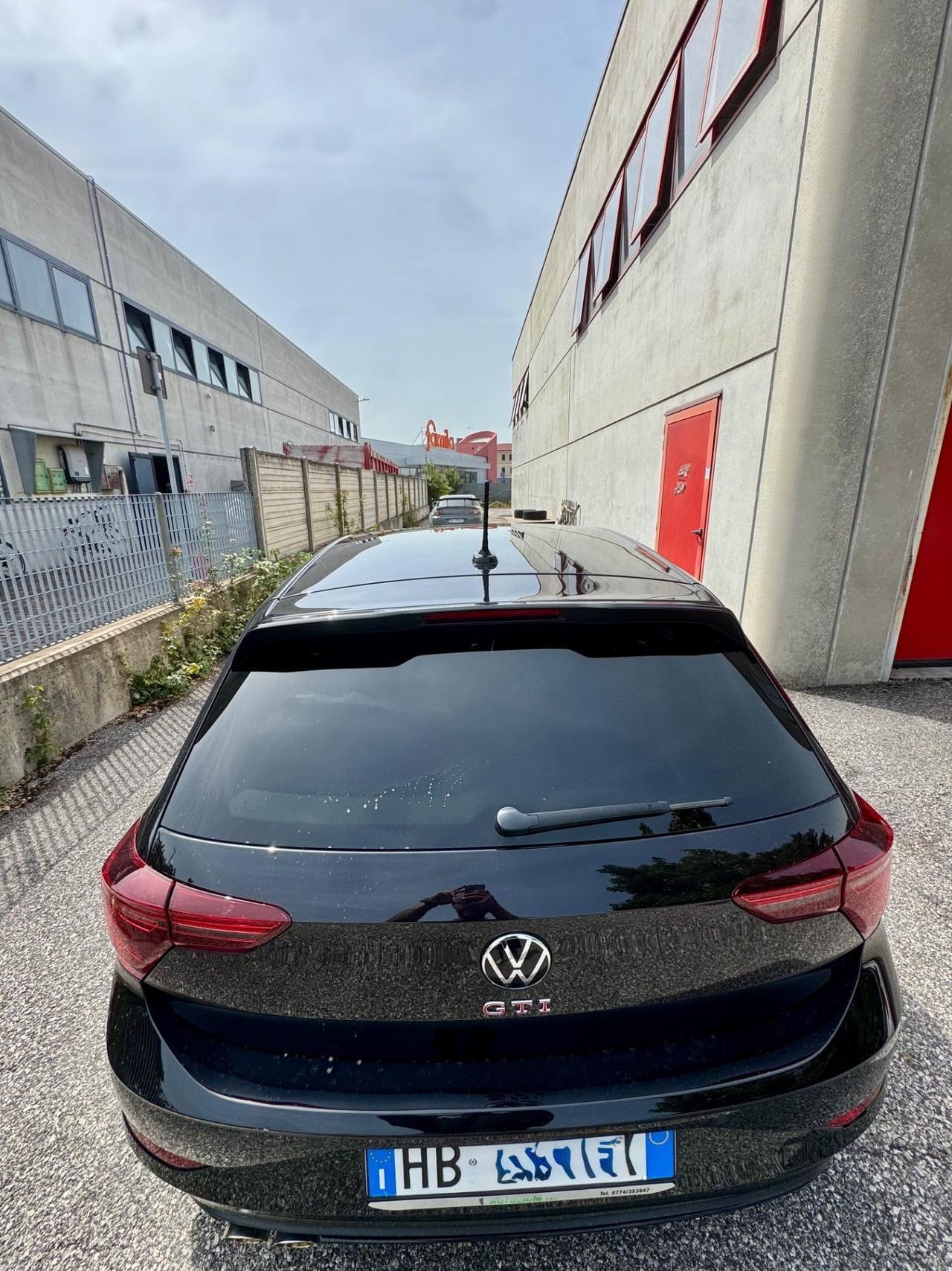 Volkswagen Polo 2.0 TSI DSG GTI
