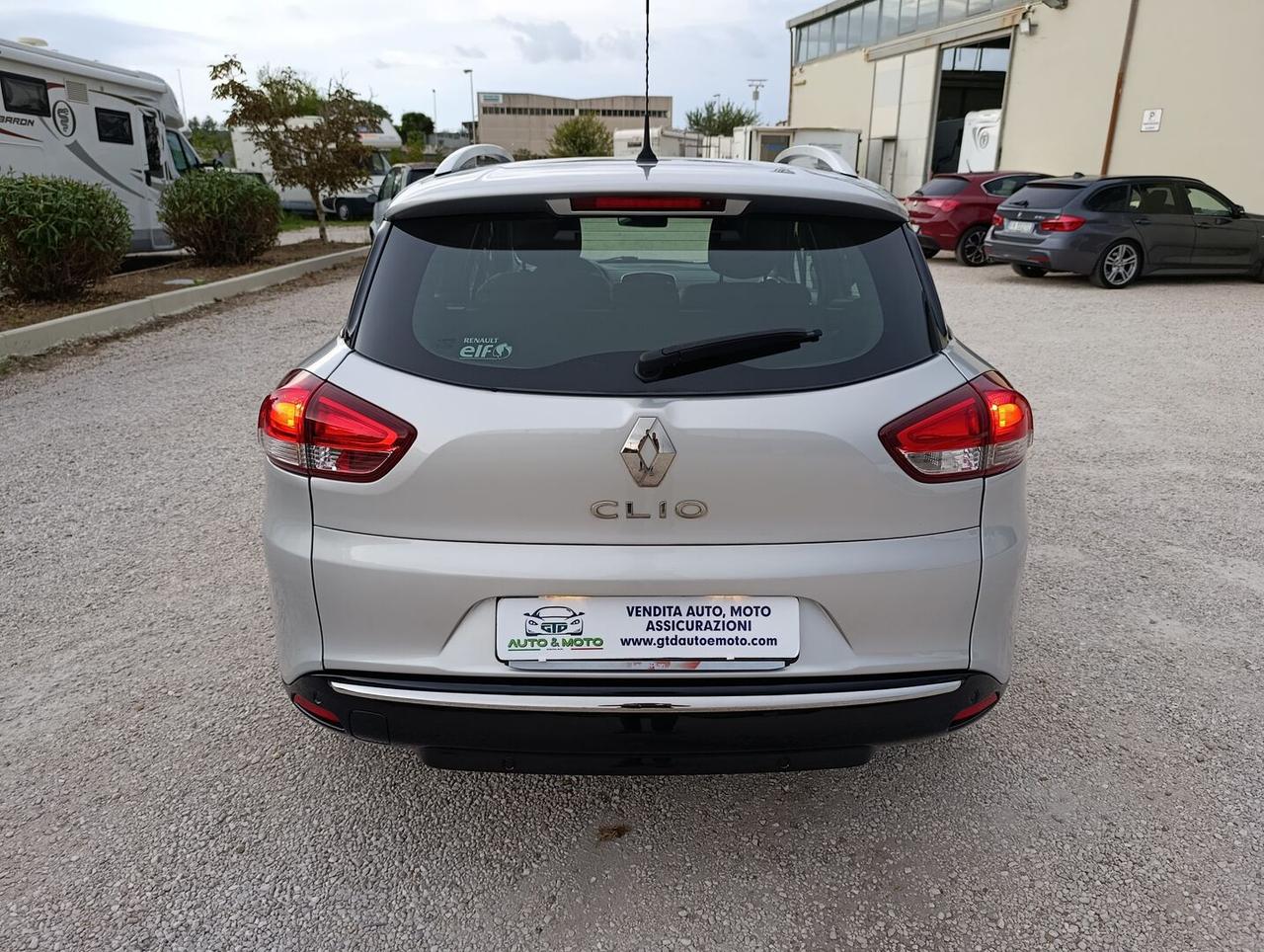 Renault Clio Sporter 1.5 dci Moschino Life 90cv edc