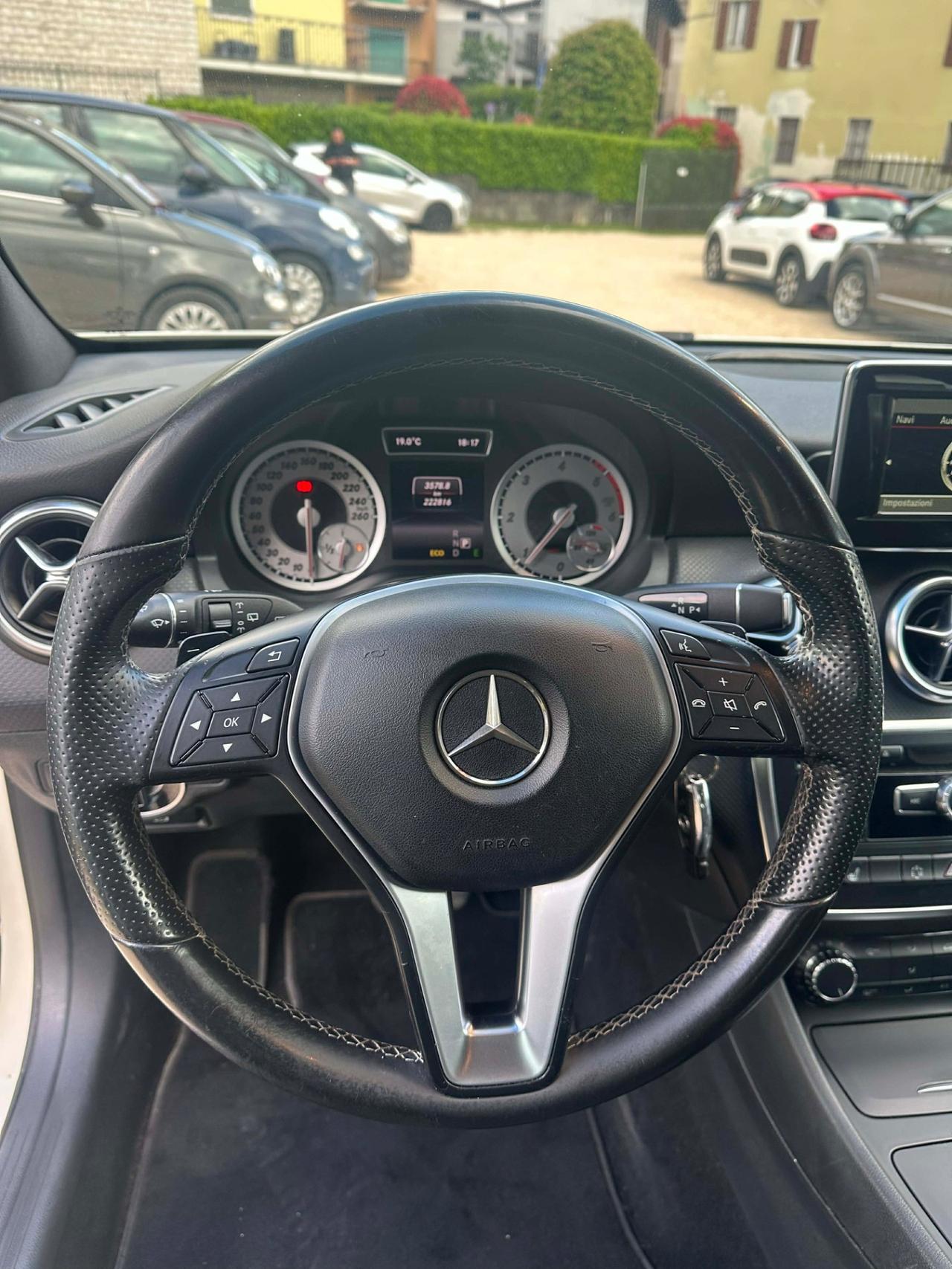Mercedes-benz A 180 CDI SPORT KMCERT FULL