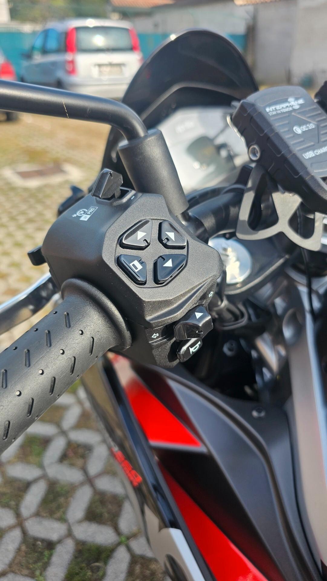 Aprilia Tuono 660 Factory
