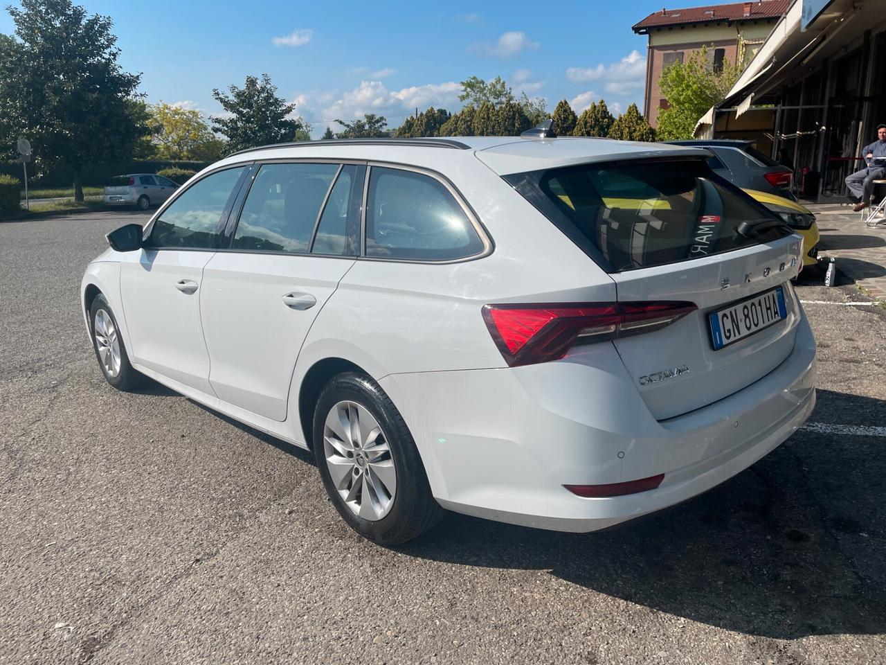 Skoda Octavia 2.0 TDI EVO SCR 150 CV DSG Wagon Executive