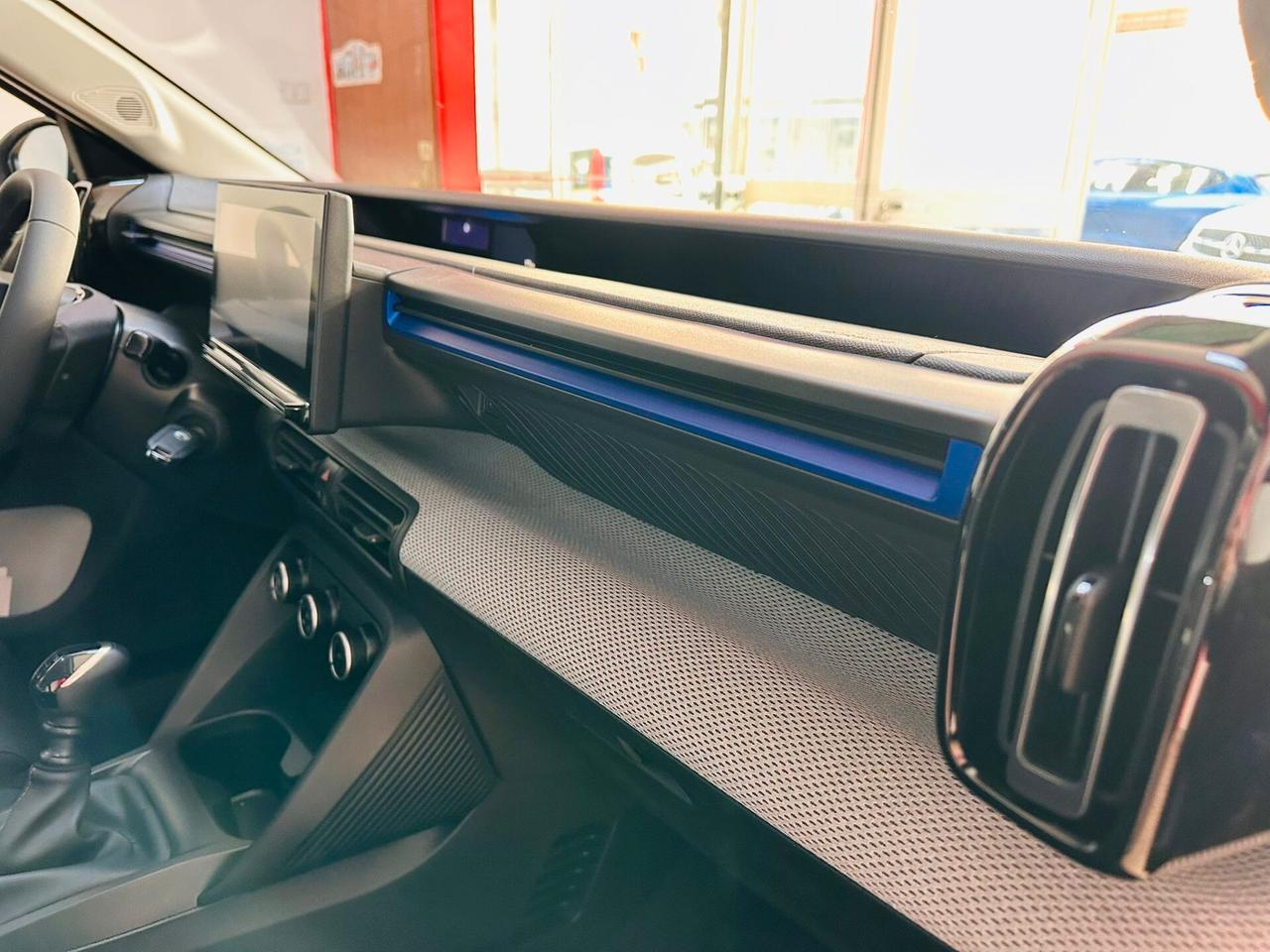 Citroen C3 PureTech 100cv S&S Plus 2026 KM0 BI-COLORE