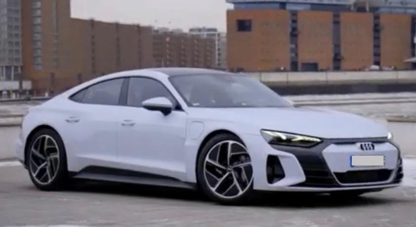 Audi E-tron GT quattro