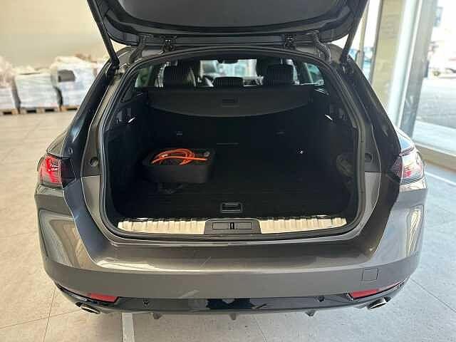 Peugeot 508 Plug-in Hybrid 225 e-EAT8 SW GT