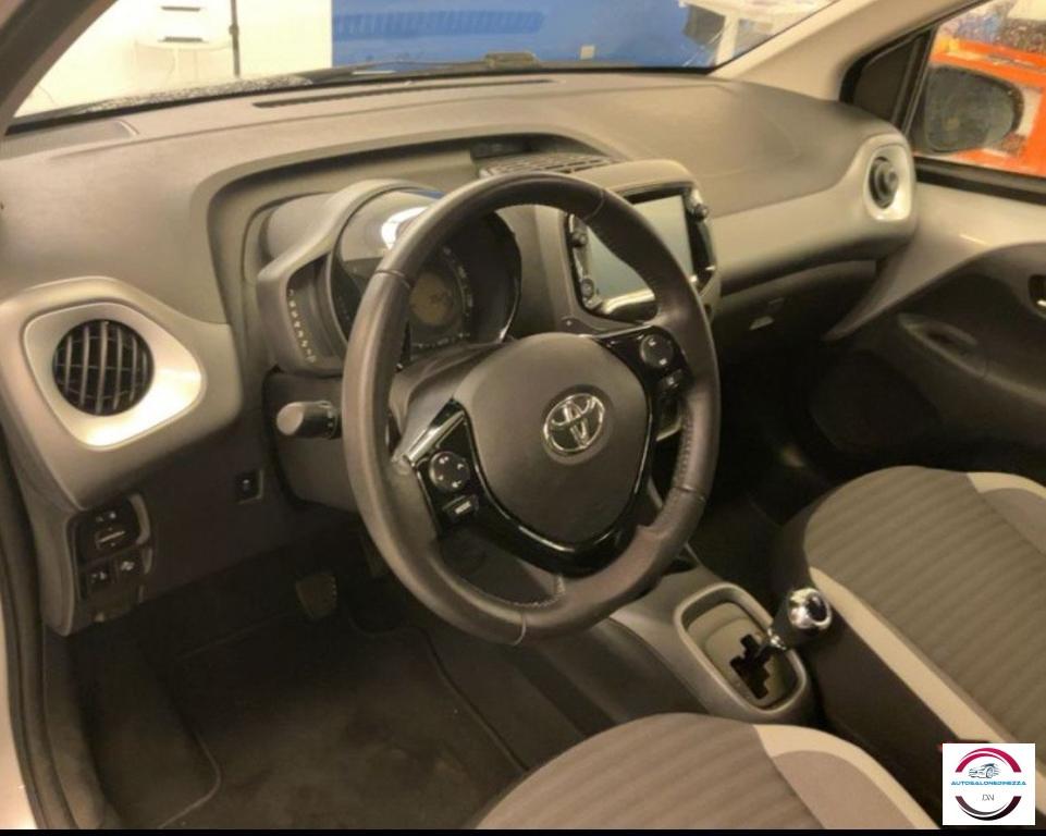 TOYOTA - Aygo - Con. 1.0 VVT-i 72 CV 5p. x-play MMT
