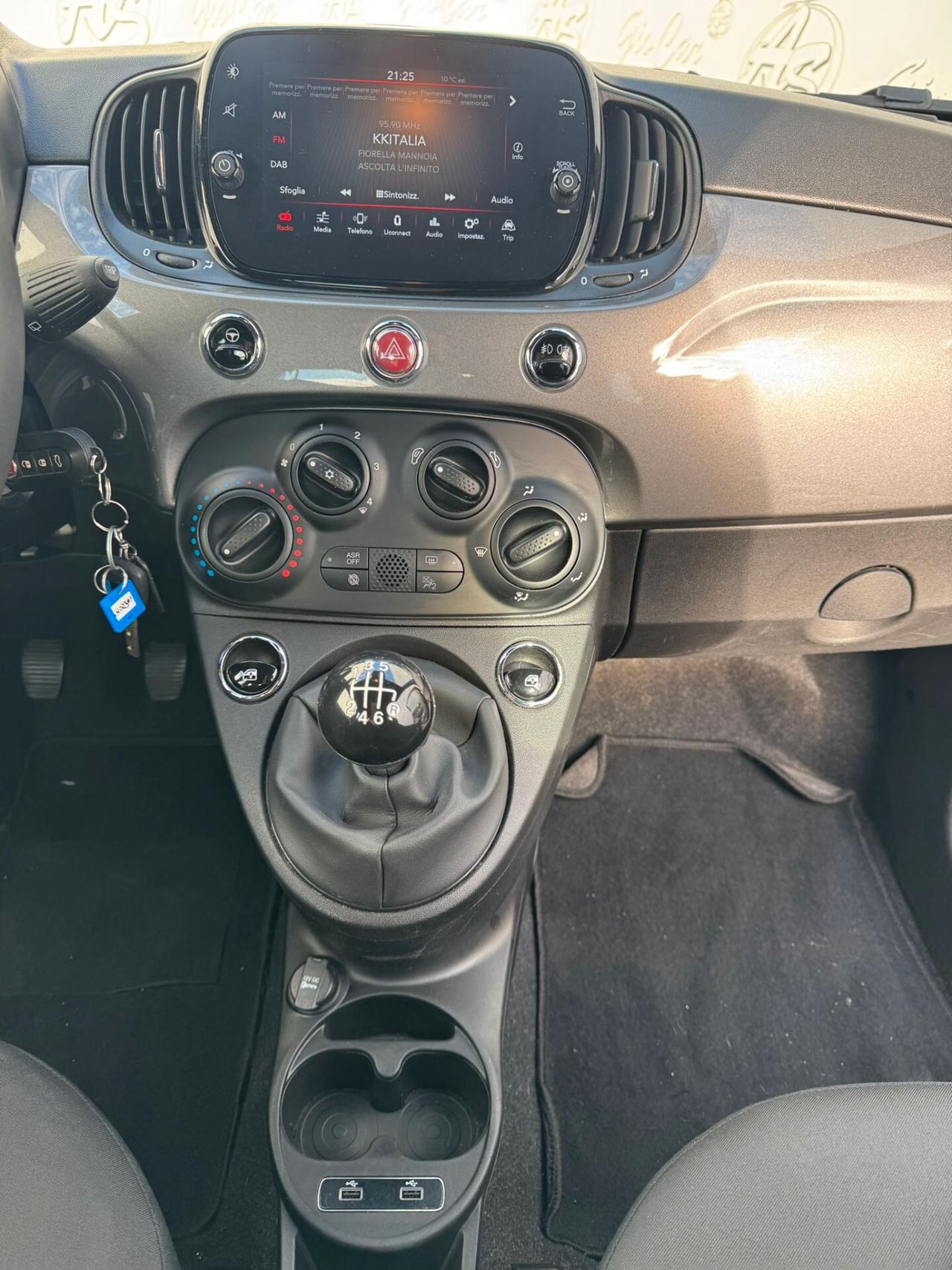 Fiat 500 1.0 70cv Hybrid Club CarPlay