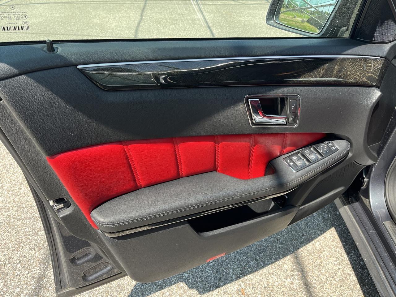 MERCEDES E 220 CDI AVANDGARDE 6m