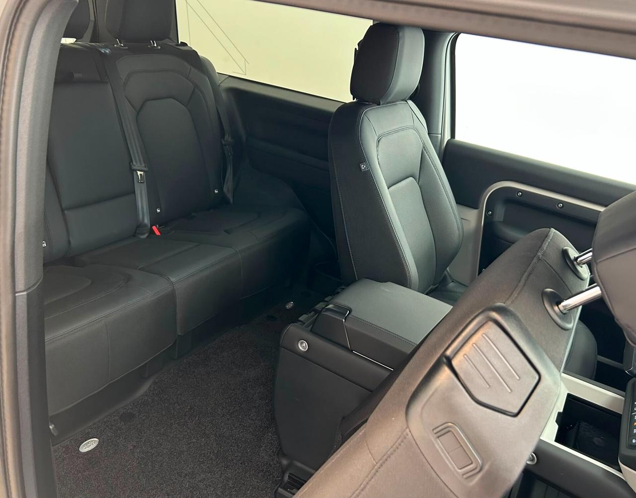 Land Rover Defender 90 3.0D I6 200 CV AWD Auto S