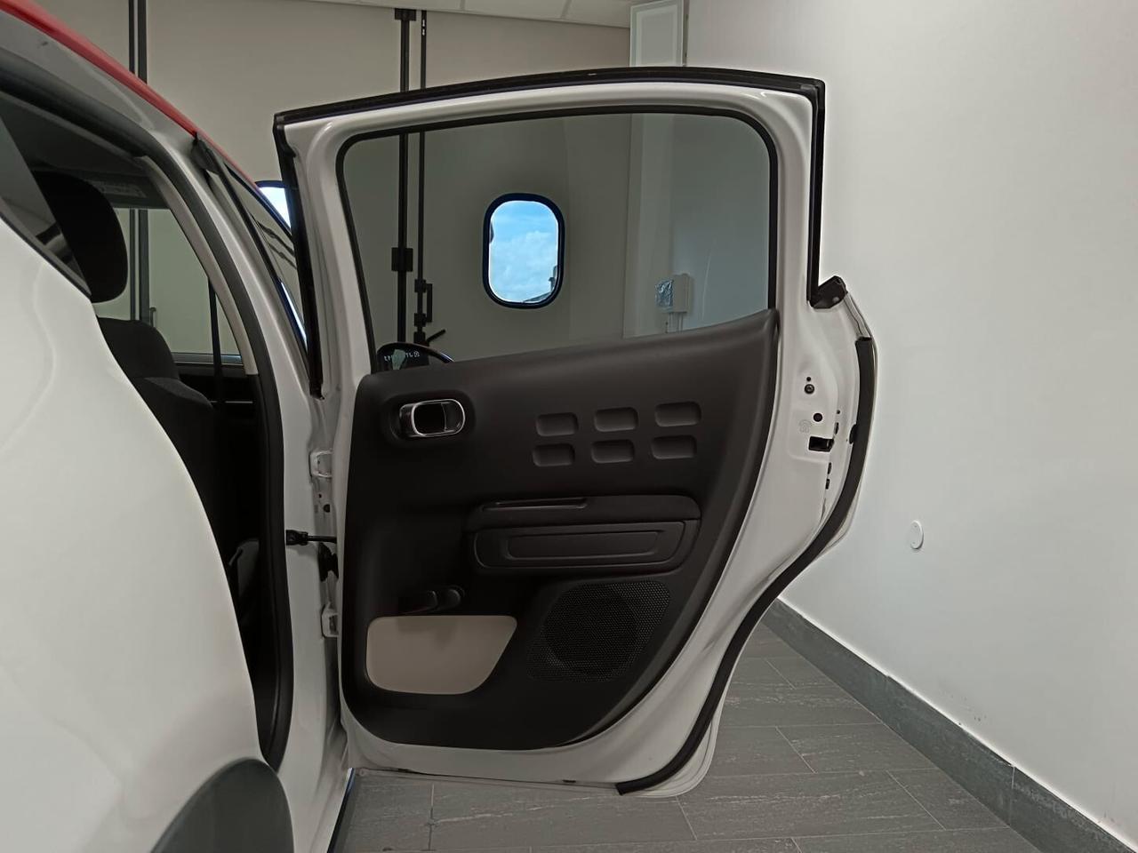 Citroen C3 Blue HDi 100 cv Shine