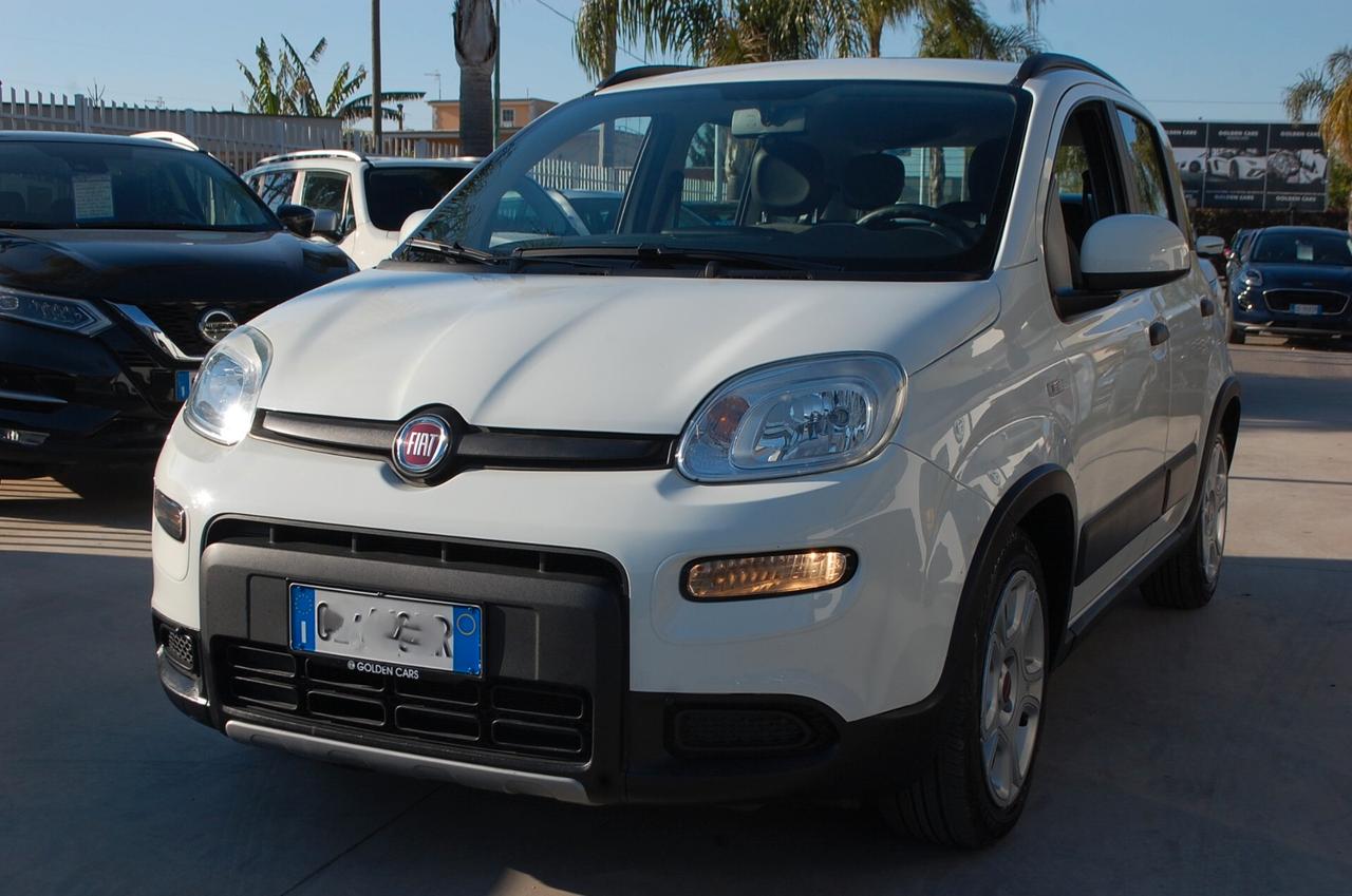 Fiat Panda 1.0 firefly hybrid 69CV City Life S&S USB Uf Italy