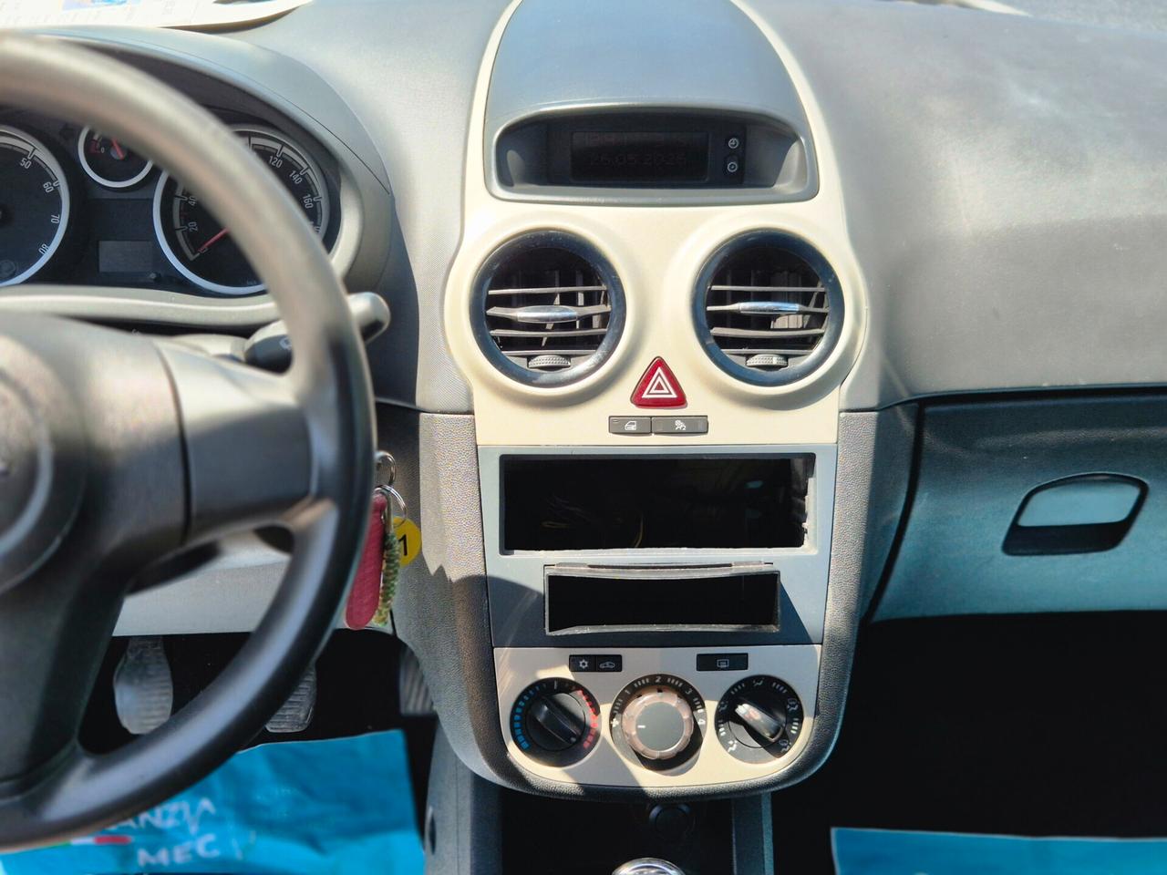 Opel Corsa 1.2 Benzina 3p /ok neopatentati/Frizione nuova