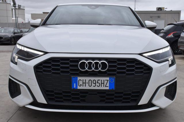 AUDI A3 SPB 30 TDI S tronic Business *Navi, Led*