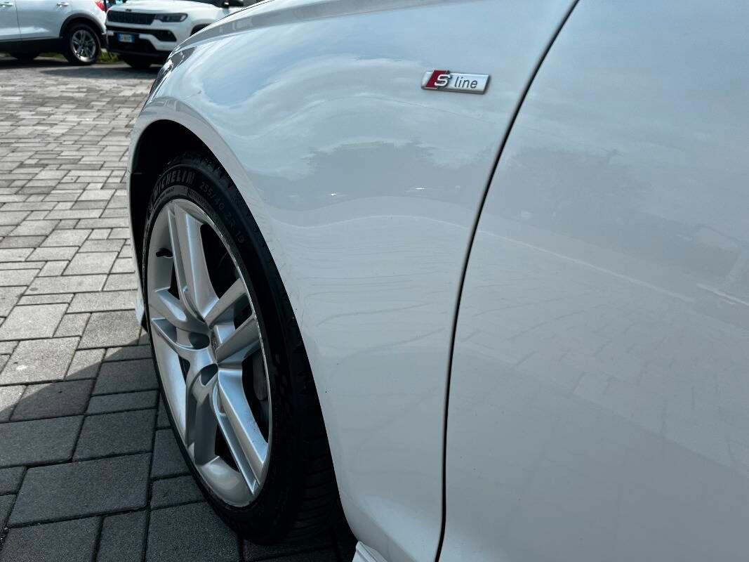 Audi A6 Avant 3.0 tdi quattro 272cv s-tronic