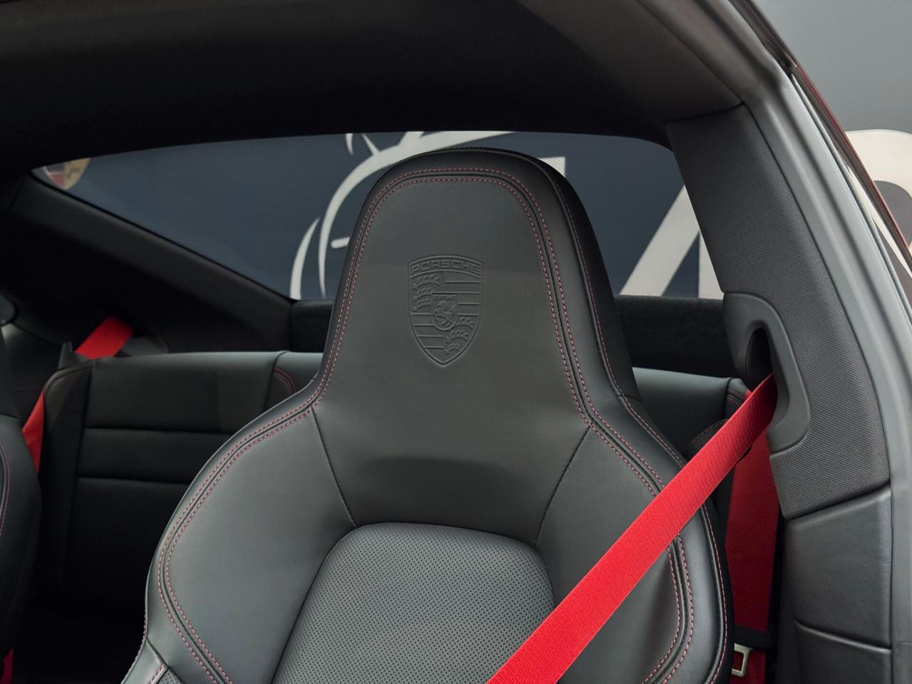 Porsche 911 992 Coupé 3.0 Carrera 4S 450CV TETTO