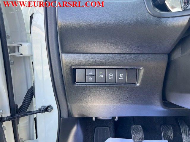 SUZUKI Swift 1.2 Hybrid Top