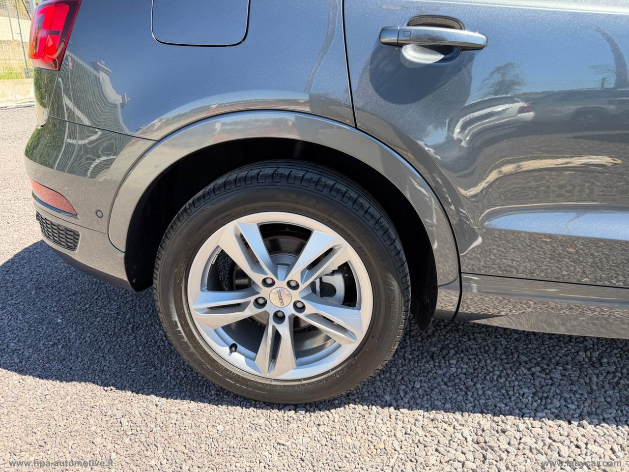 AUDI Q3 2.0TDI 184CV quattro S-LINE TETTO NAVI LED QUATTRO