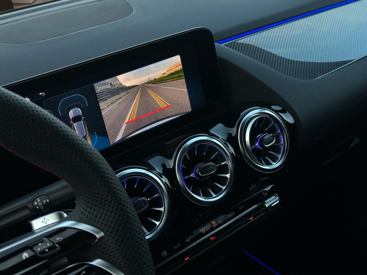 Mercedes-benz GLA 200 AMG Line Premium