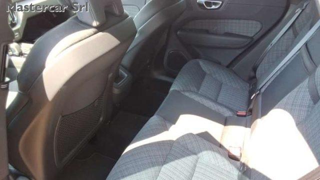 VOLVO XC60 XC60 II 2022 2.0 b4 Core auto - GV581KL