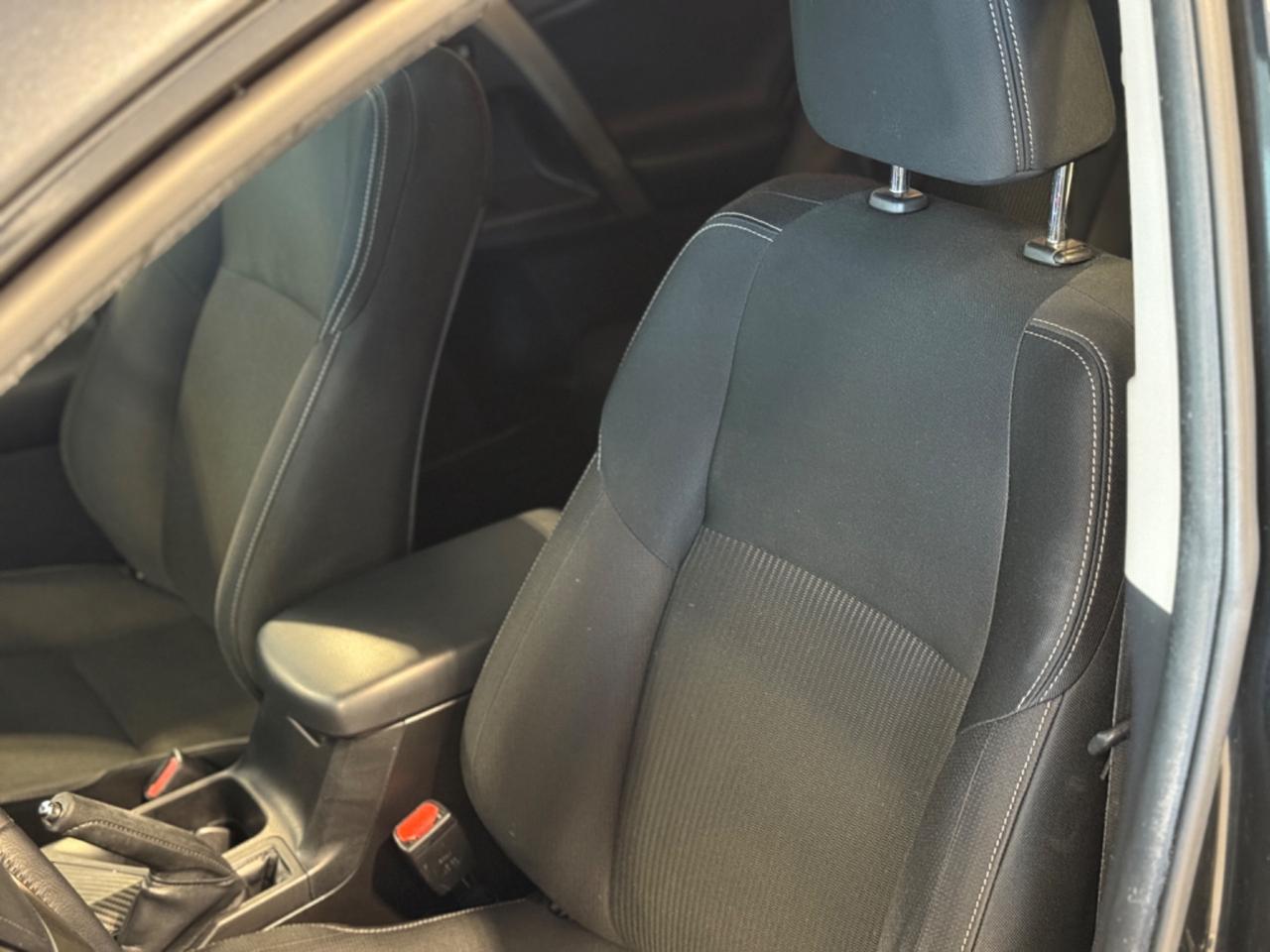 Toyota RAV 4 RAV4 2.0 D-4D 2WD Active