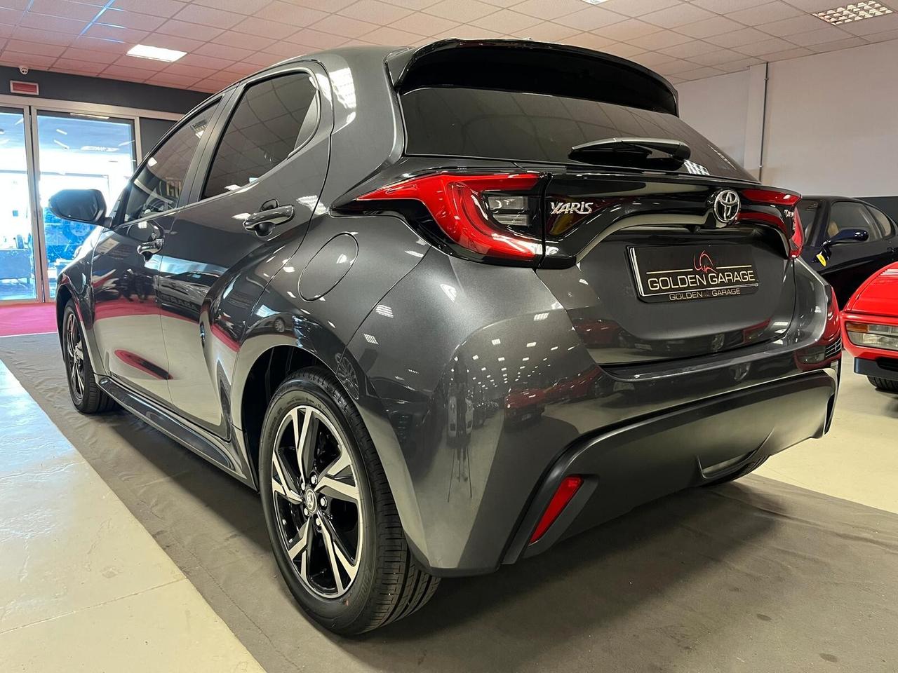 Toyota Yaris 1.5 Hybrid 5 porte Trend