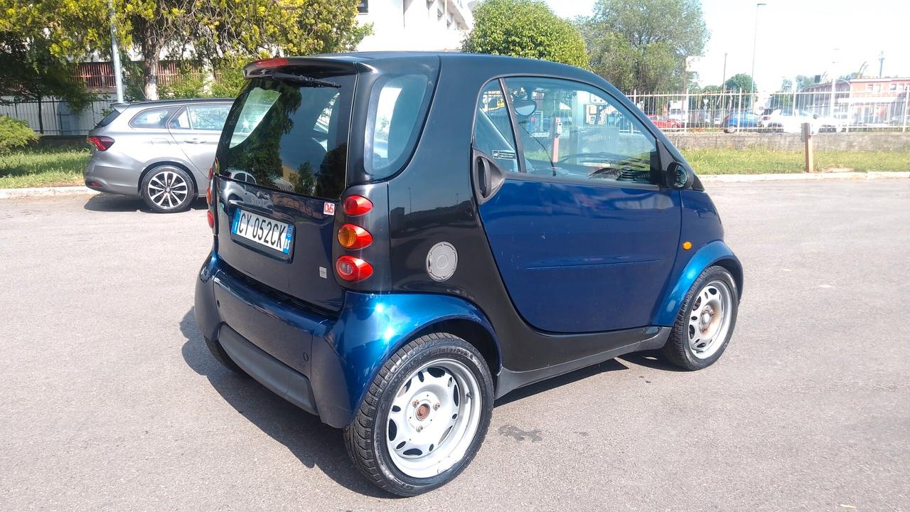 Smart ForTwo 700 coupé MOTORE NUOVO neop