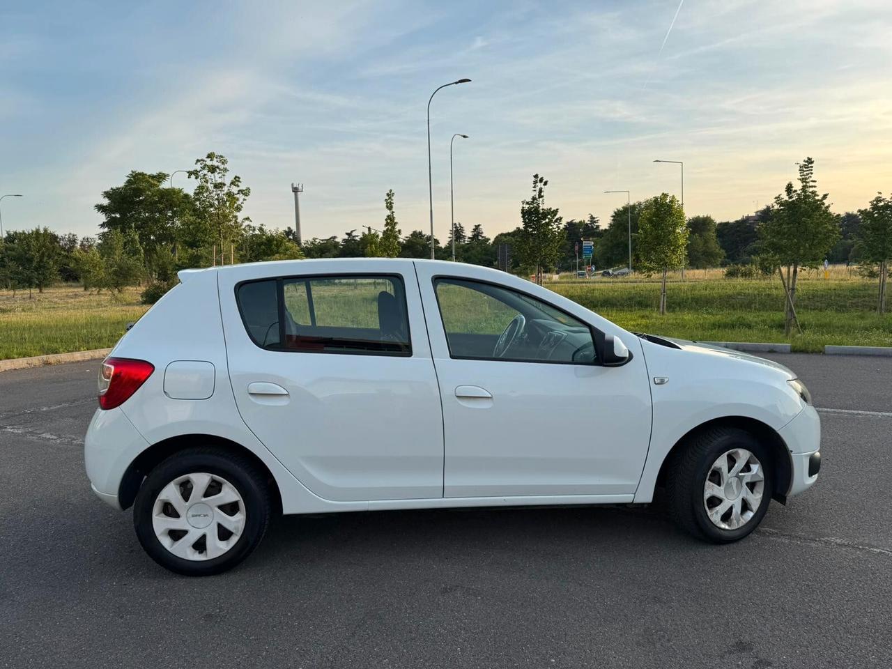 Dacia Sandero 1.2 75CV Lauréate