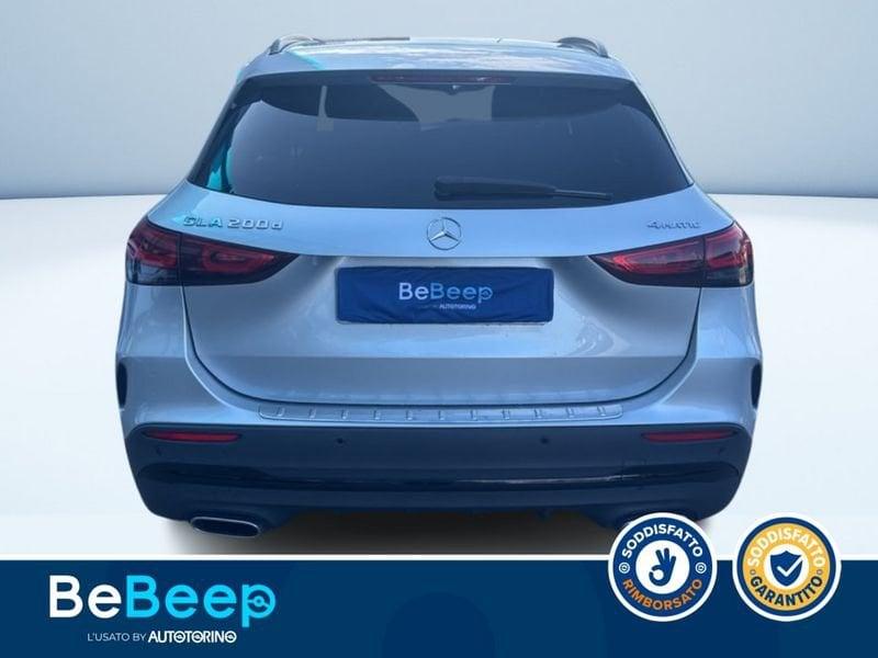 Mercedes-Benz GLA 200 D PREMIUM 4MATIC AUTO