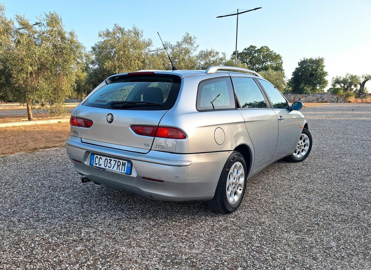 Alfa Romeo 156 1.9 JTD cat Sportwagon Distinctive