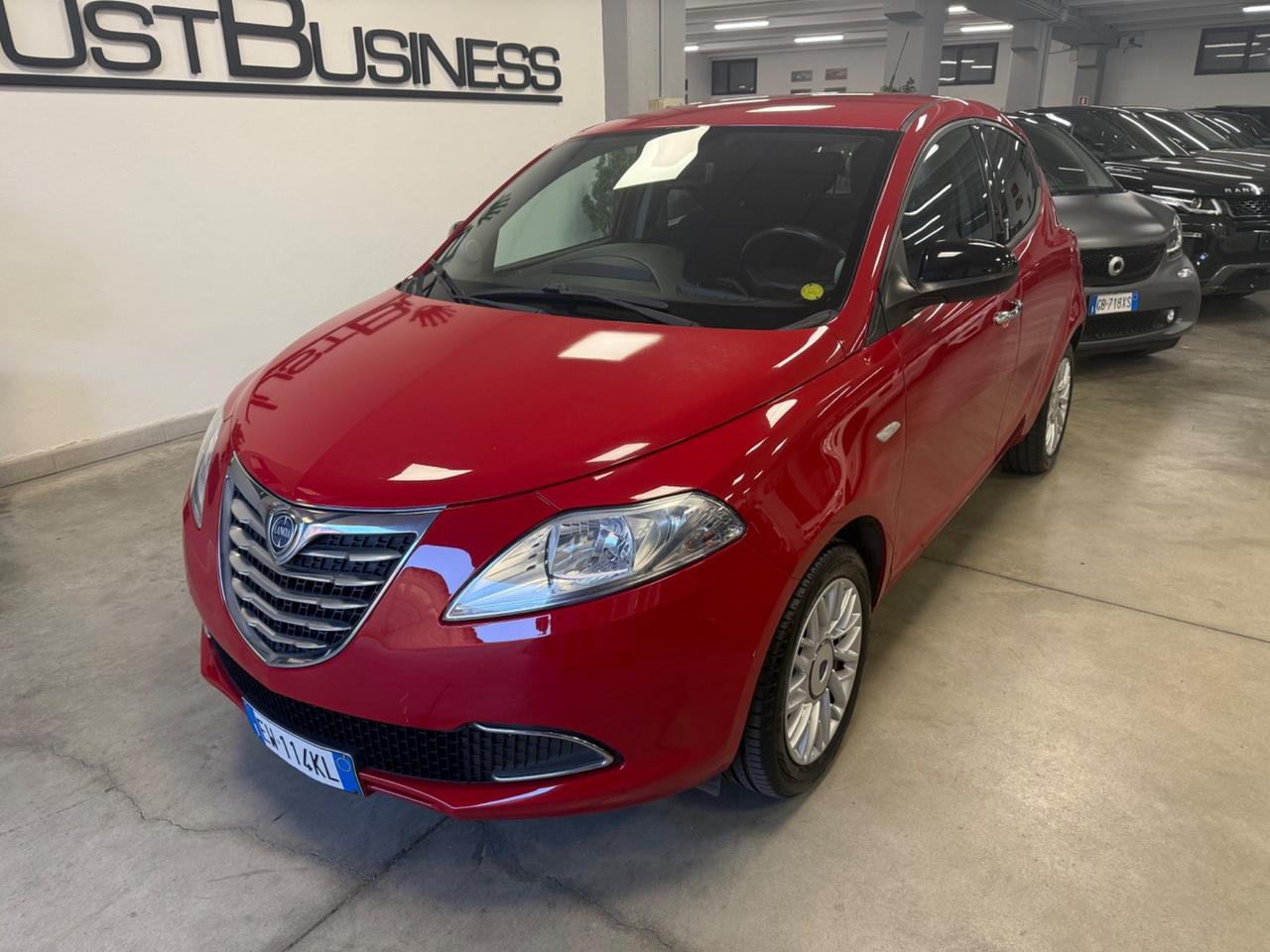 Lancia Ypsilon 1.2 69 CV 5 porte Platinum