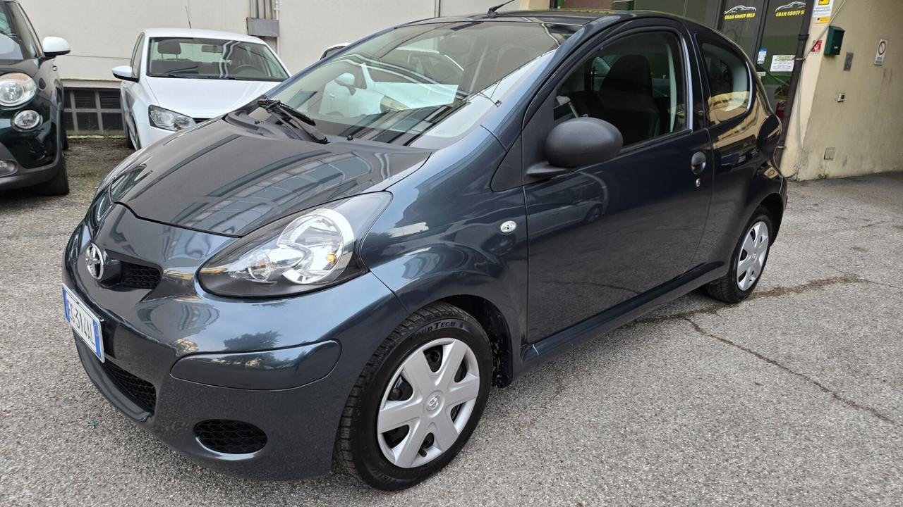 Toyota Aygo 1.0 12V VVT-i 3 porte Now Connect