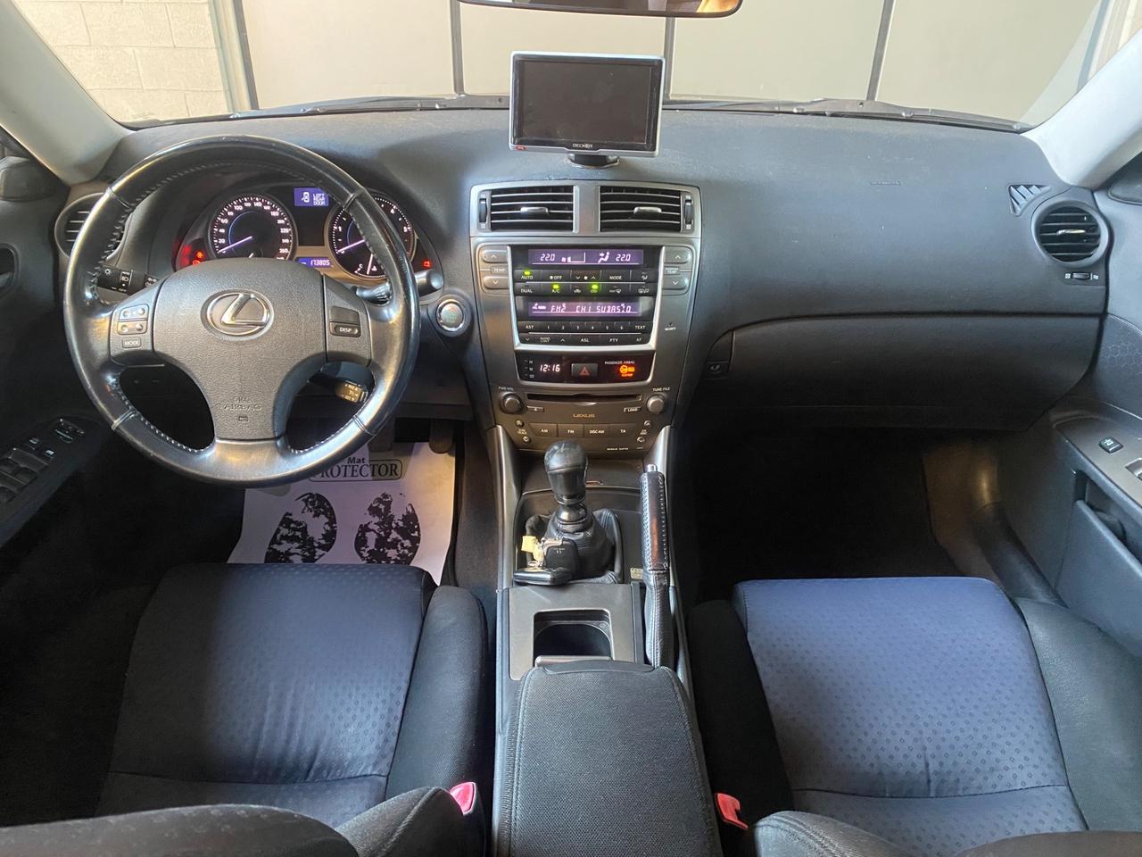 Lexus IS 220d IS 220d MC Luxury
