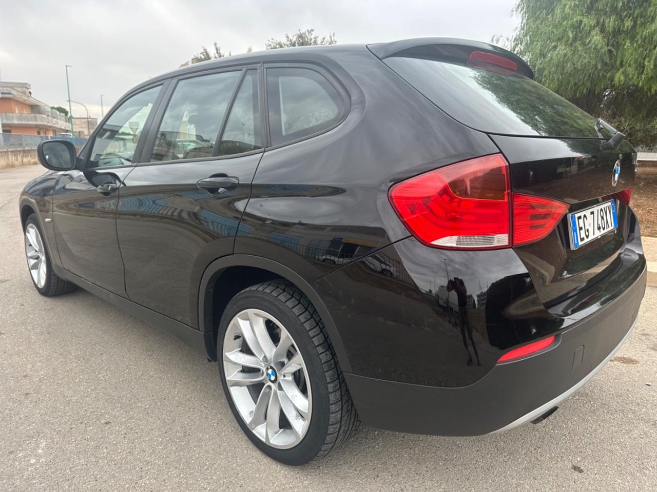 Bmw X1 2.0 xDRIVE 18d DIESEL 2011 - CAMBIO AUTOMATICO