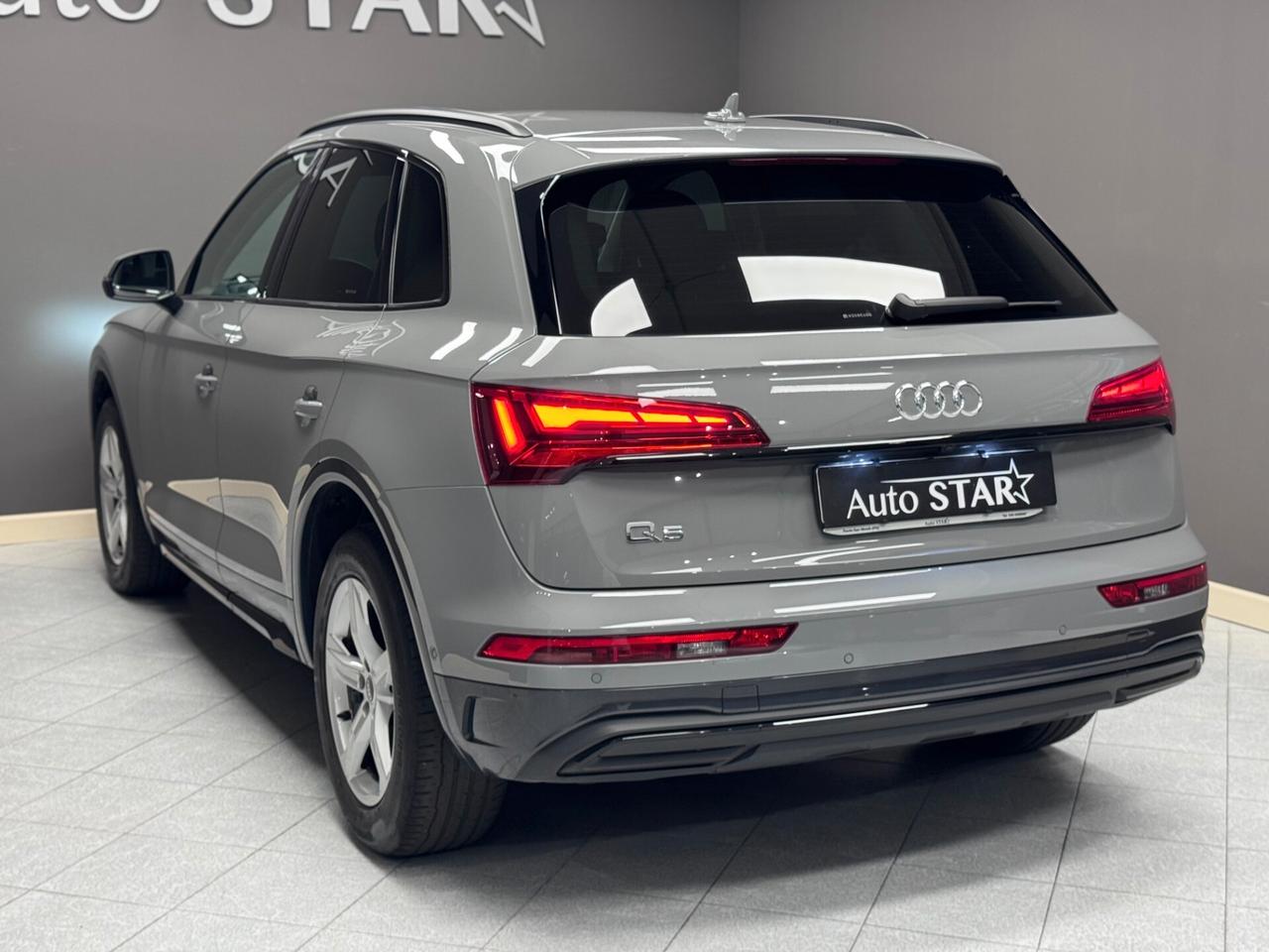 Audi Q5 35 TDI S tronic Business Advanced