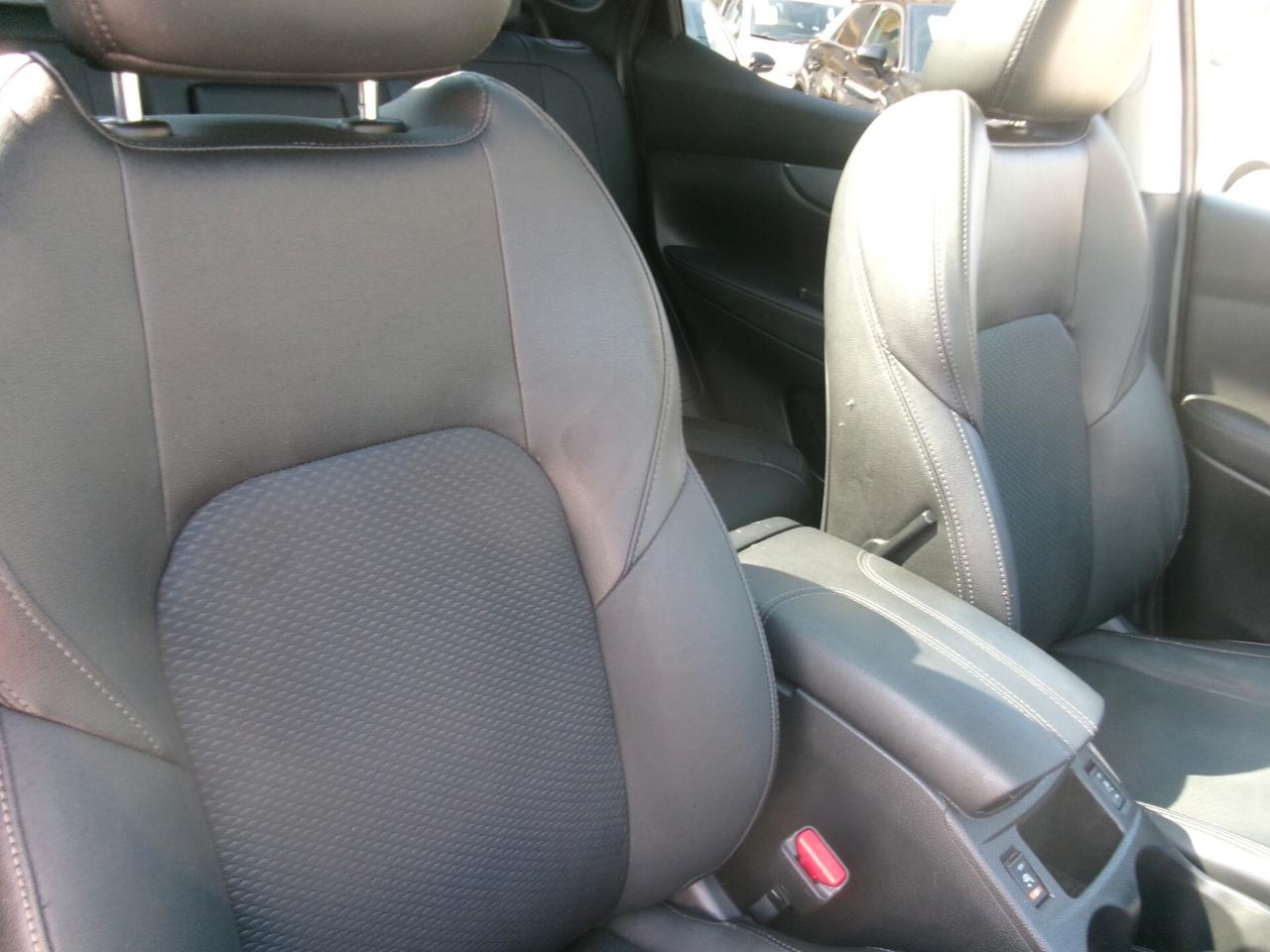 Nissan Qashqai 1.3 DIG-T 160CV N-CONNECTA DCT AUTOMATICA TETTO/PELLE/NAVI/PDC/CAMERA